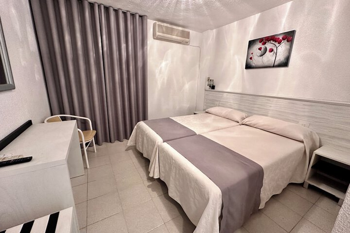 Room 7 of 23
