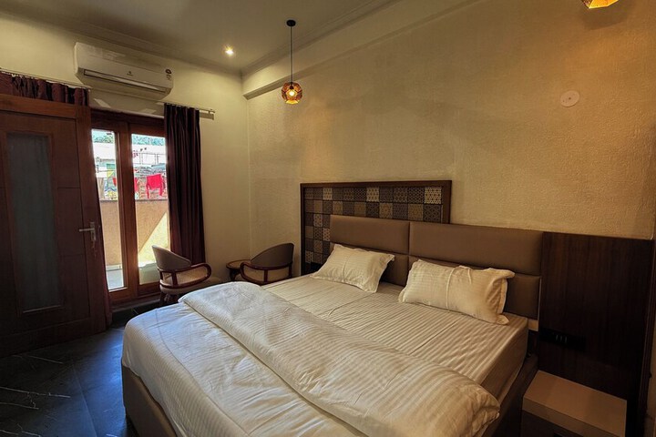 Room 17 of 95