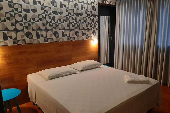 Room 13 of 24