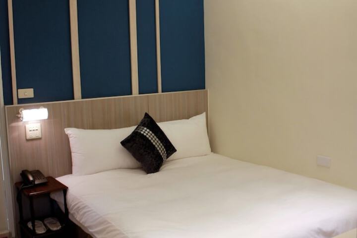 Room 19 of 58