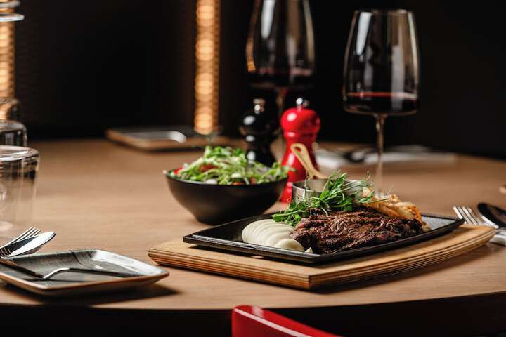 Dining 95 of 114