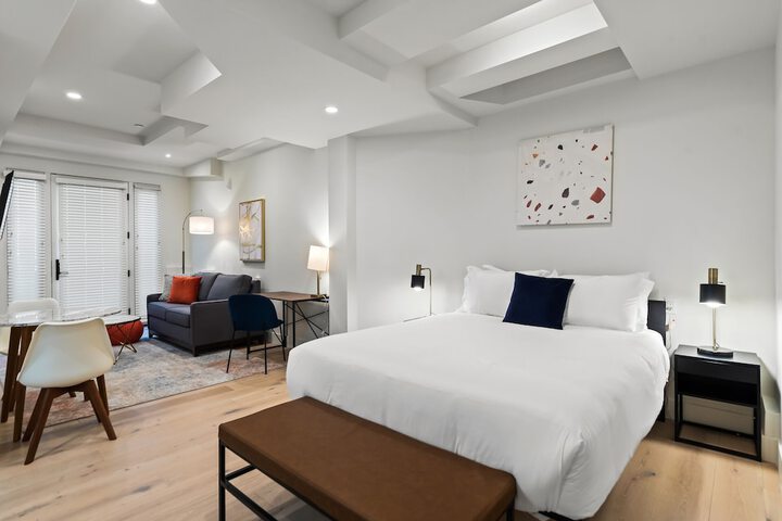 Room 5 of 64