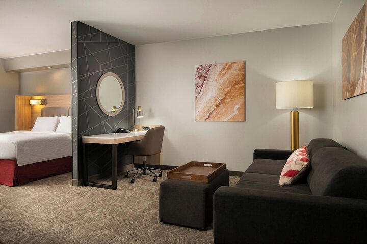 Room 13 of 35