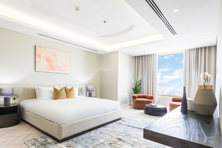 Room 34 of 85
