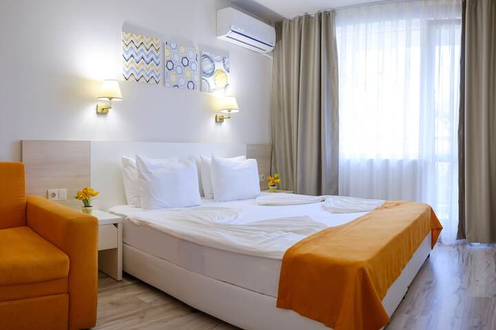 Room 5 of 41