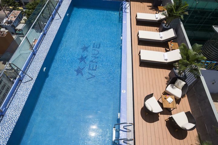 Pool 37 of 67