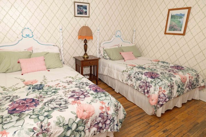 Room 3 of 45