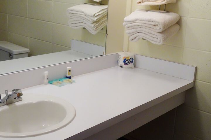 Double Room with 2 Double Beds (7 of 8)