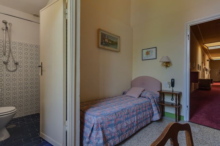 Room 16 of 47