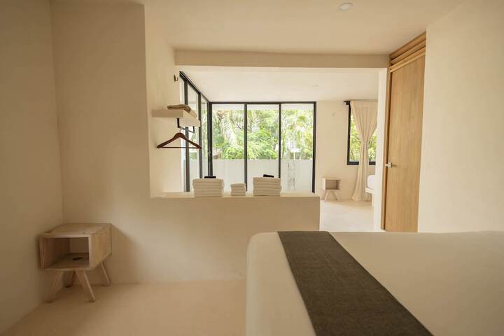 Room 14 of 75