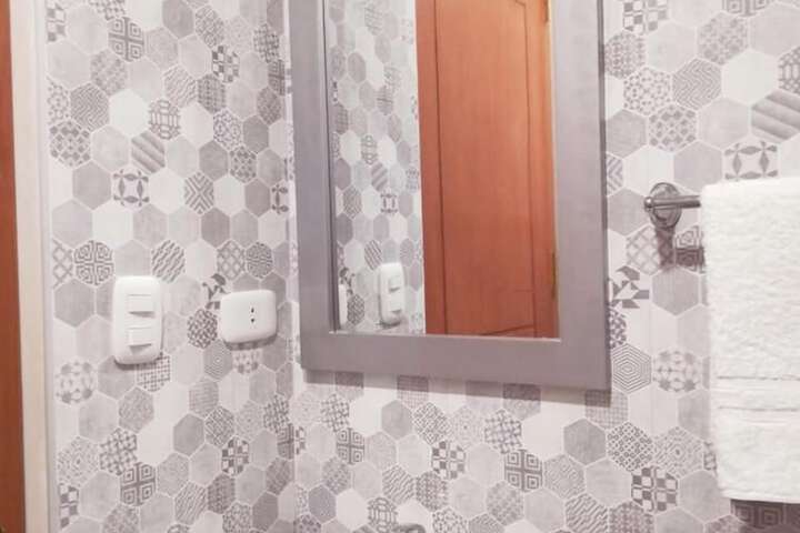 Room 34 of 49