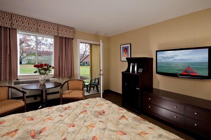 Room 14 of 33