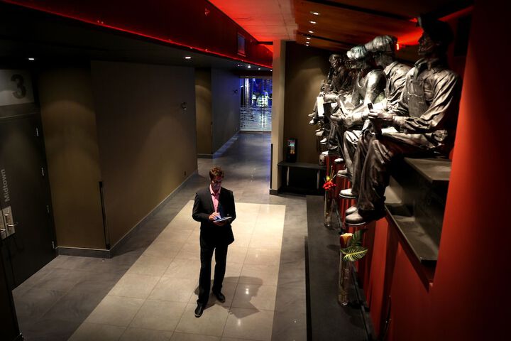 Banquet hall