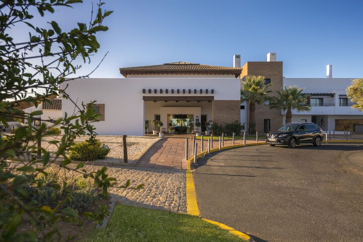 Hotel 52 of 64