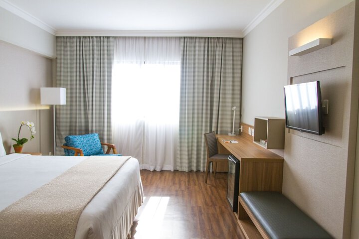 Room 16 of 60