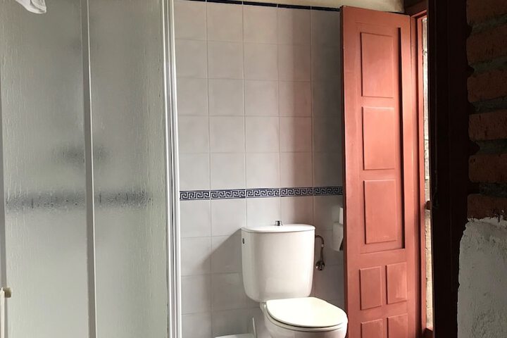 Room 12 of 36