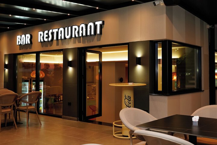 Dining 146 of 177
