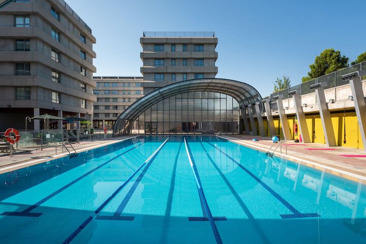 Pools & Facilities