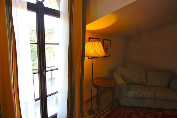 Room 60 of 175