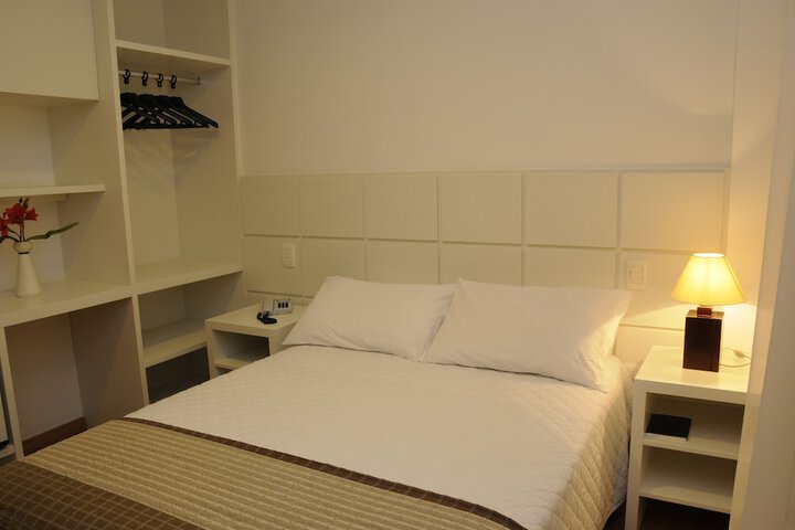 Room 8 of 71