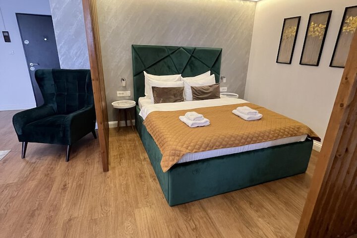 Room 47 of 206