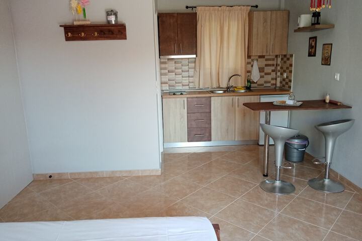 Room 18 of 105