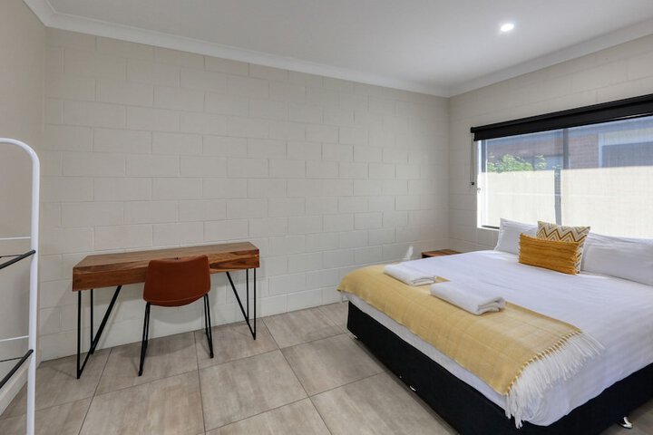 Room 18 of 52