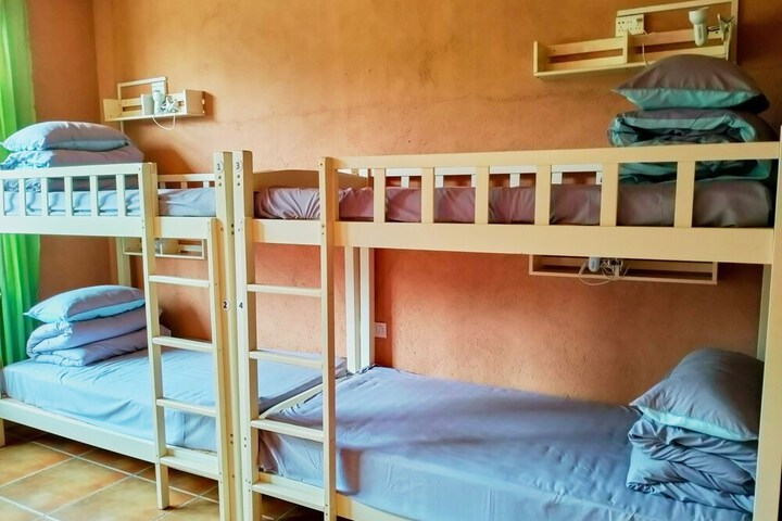 Room 12 of 69