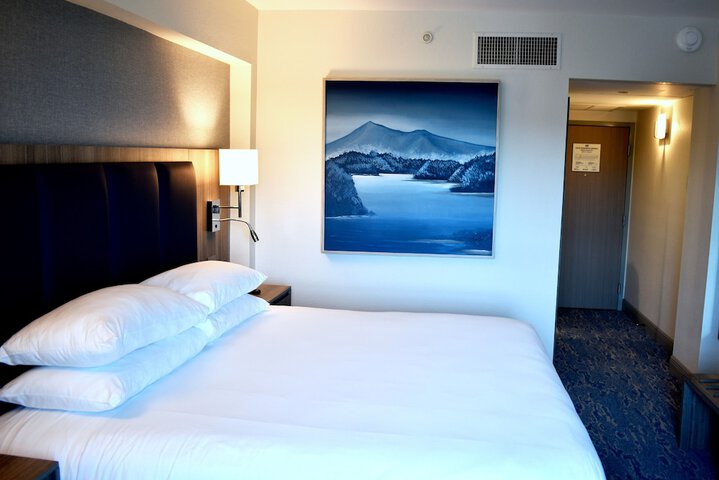 Room 10 of 68