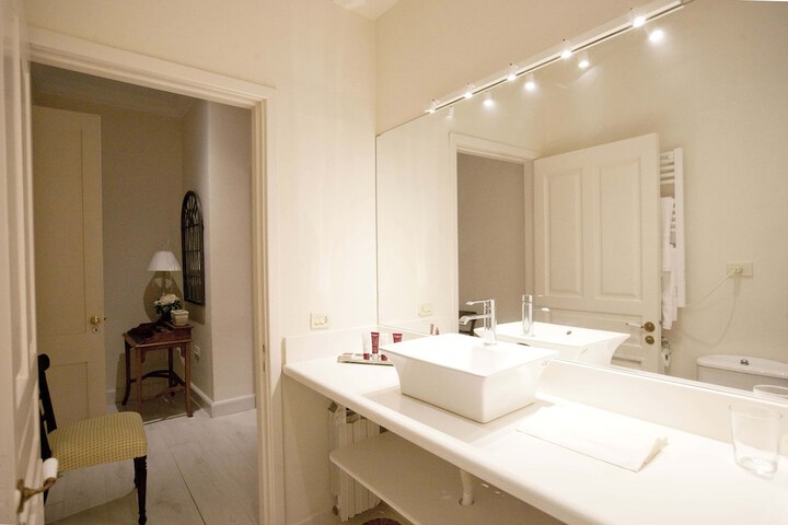 Room 30 of 45