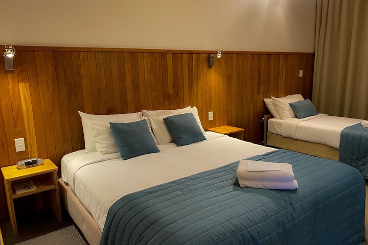 Room 10 of 46