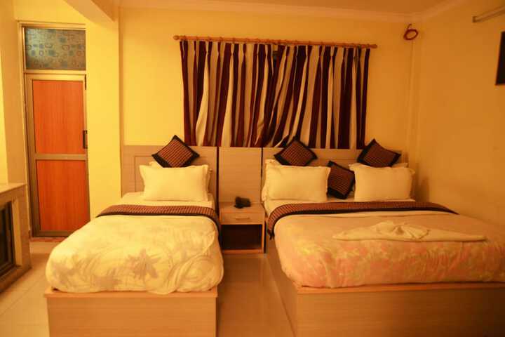 Room 10 of 39