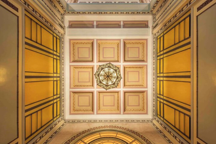 Entrance & Lobby