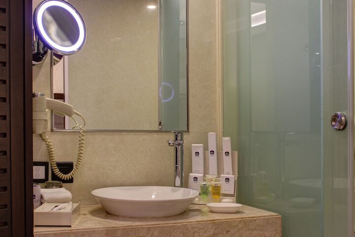 Room Service Photo