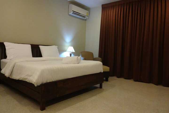 Room 7 of 45