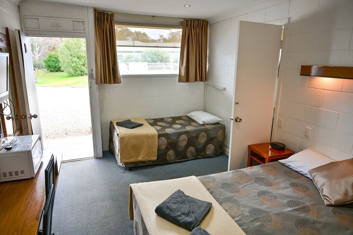 Room 15 of 60