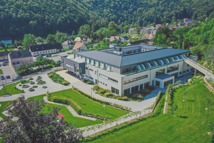 Image of NUHR Medical - Hotel & Restaurant