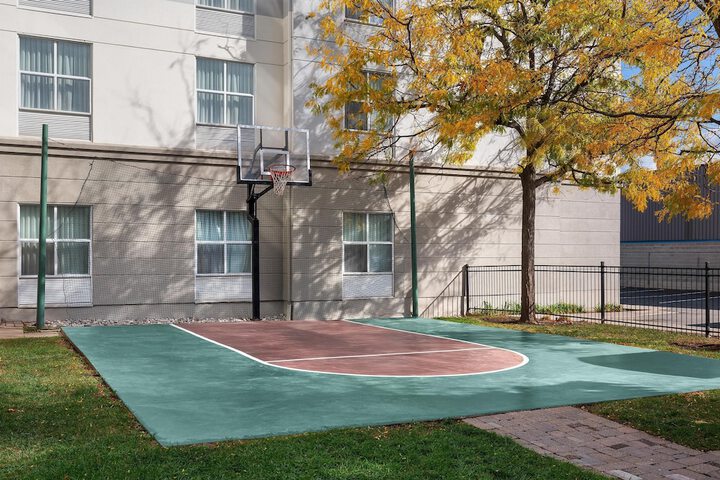 Sport court