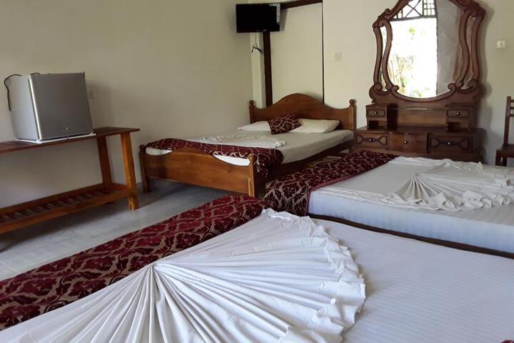 ELLA GRAND PEAK HOTEL