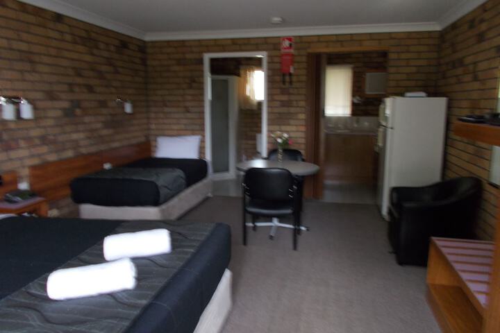 Room 6 of 41