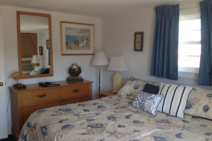 Room 6 of 40