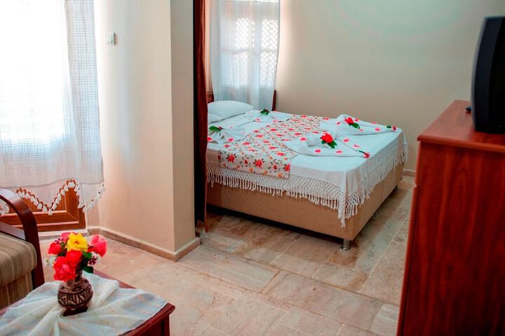 Room 4 of 45