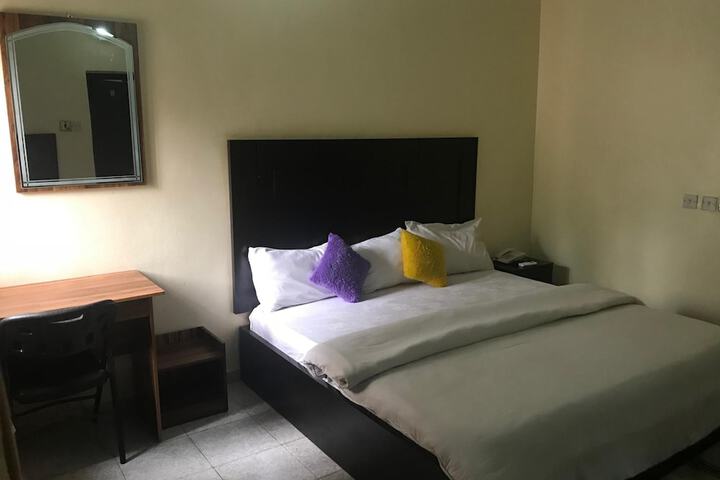 Room 19 of 30