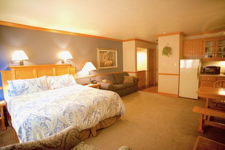 Room 7 of 60