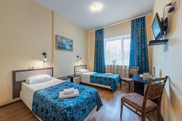 Room 19 of 34