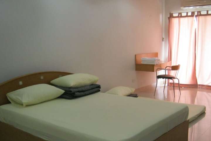 Room 10 of 61
