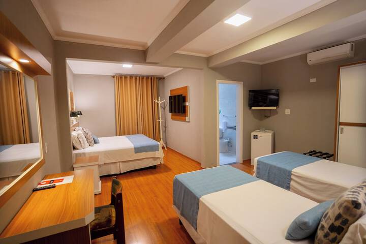 Room 26 of 175