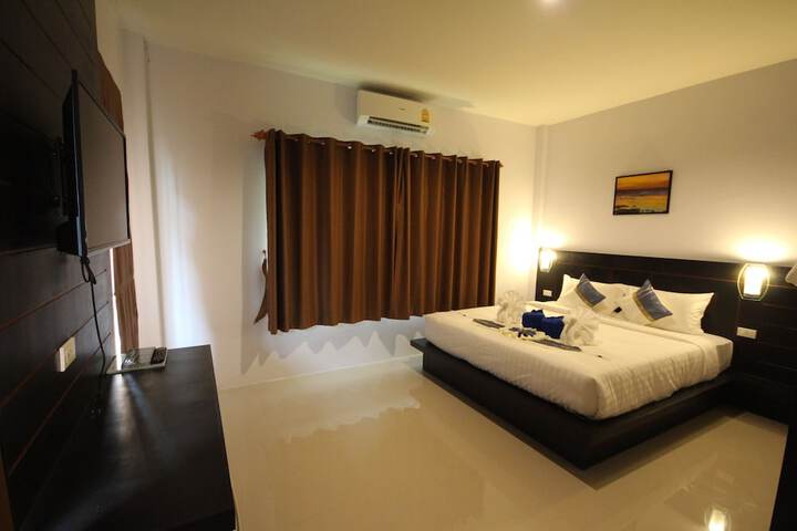 Room 8 of 79