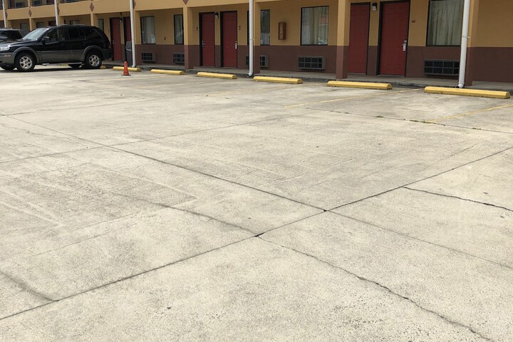 Property Grounds 24 of 27