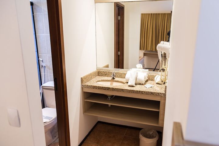 Room 45 of 79